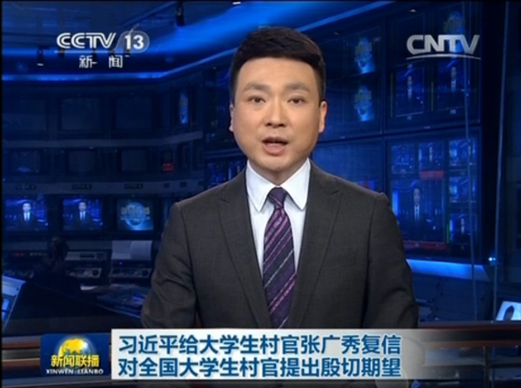 詹姆斯让敌手心惟恐惧，这位NBA球员退伍后赚得美元，女友魅力一概